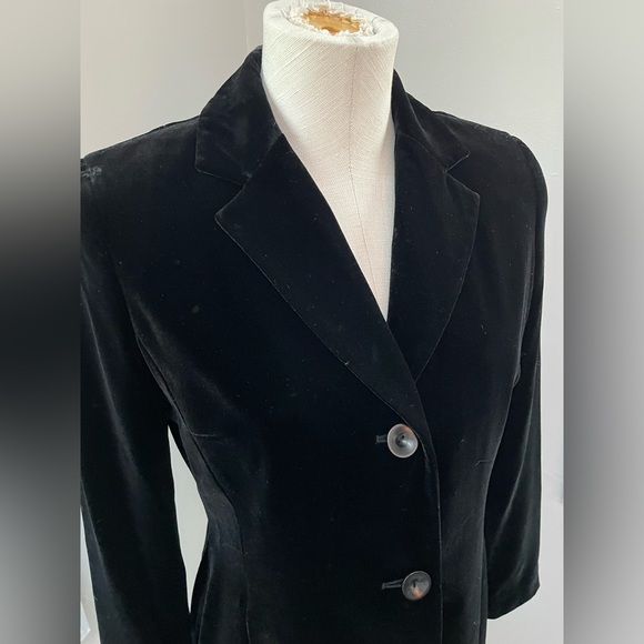 INC Black Velvet Jacket Blazer Petite Size 8/ 2 button closure - Picture 2 of 4